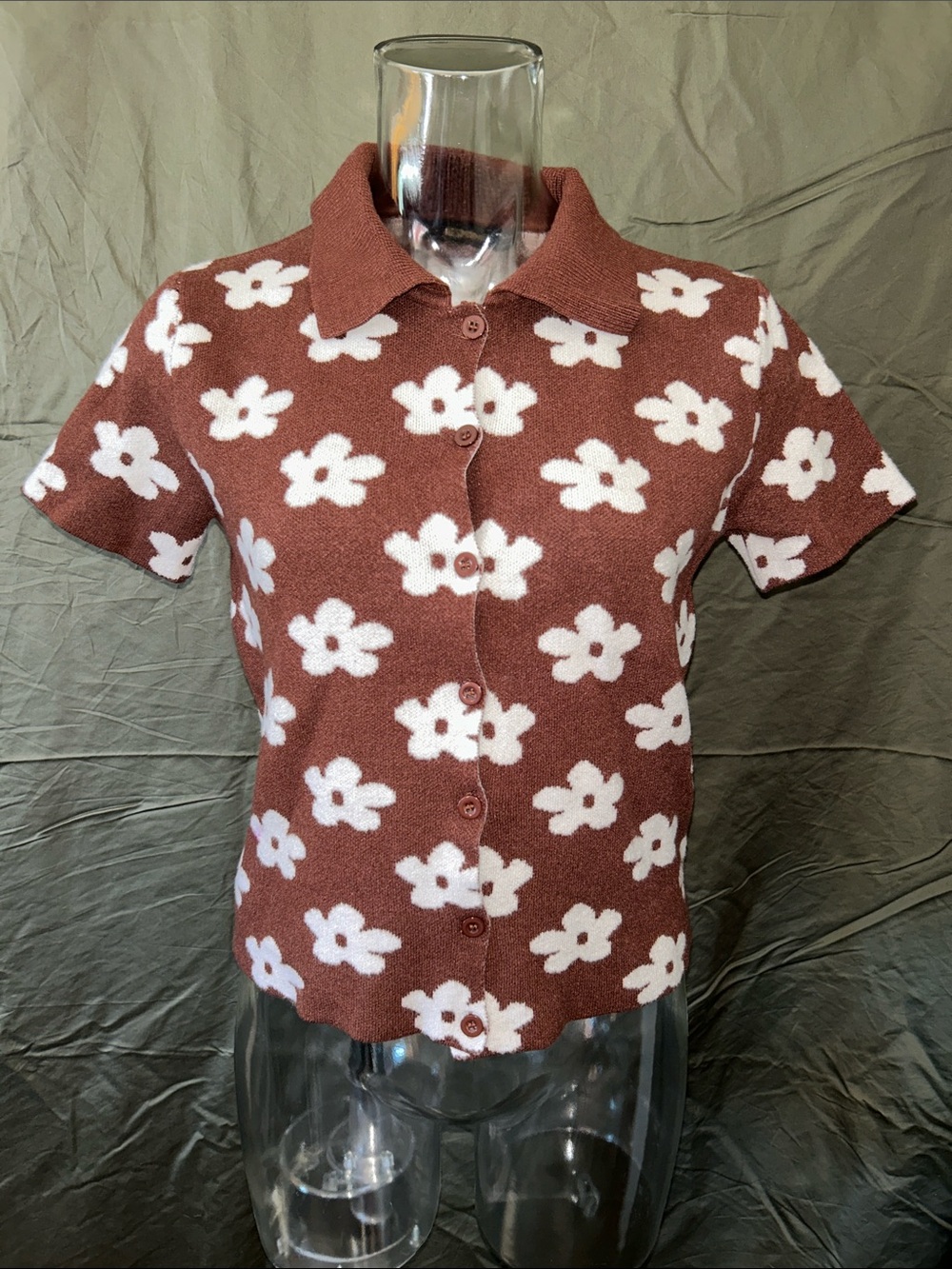 Women's Short-Sleeve Button‑Front Floral Knit Top - Rust with White Flowers